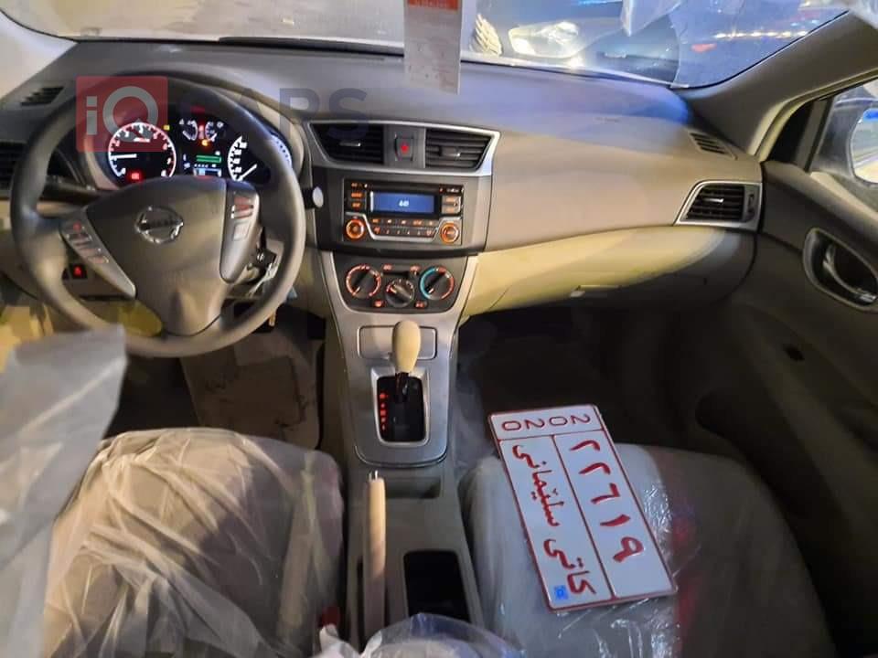 نیسان سێنترا